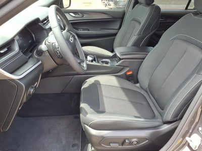 2025 Jeep Grand Cherokee Laredo X