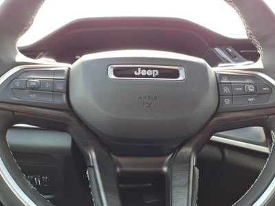 2026 Jeep Grand Cherokee Laredo Altitude