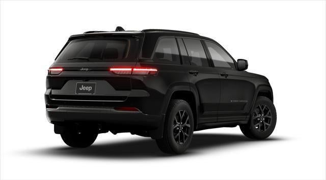 2026 Jeep Grand Cherokee Laredo Altitude