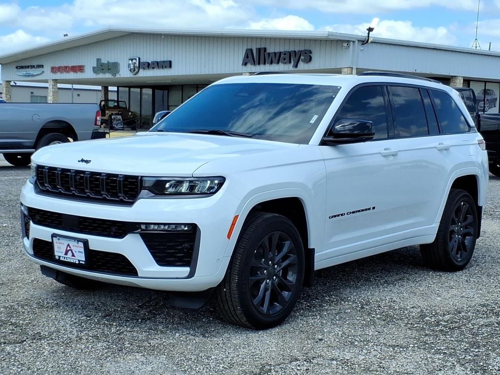 2026 Jeep Grand Cherokee Limited Reserve