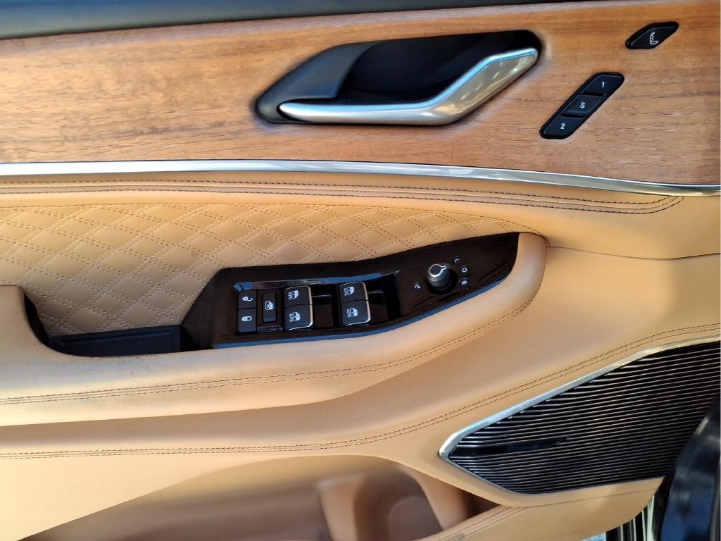2023 Jeep Grand Cherokee Summit Reserve