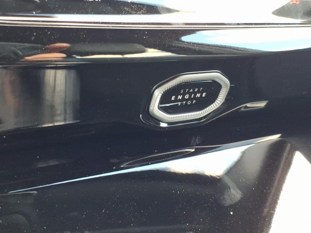 2026 Jeep Grand Cherokee L Laredo Altitude