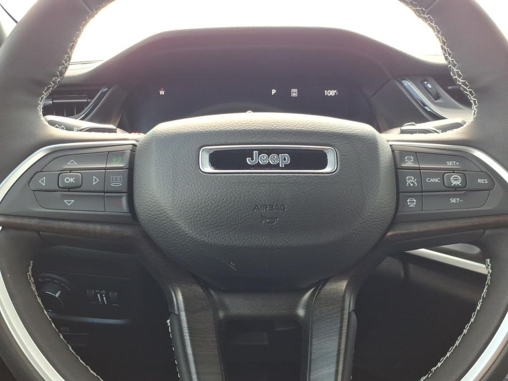 2026 Jeep Grand Cherokee L Laredo Altitude
