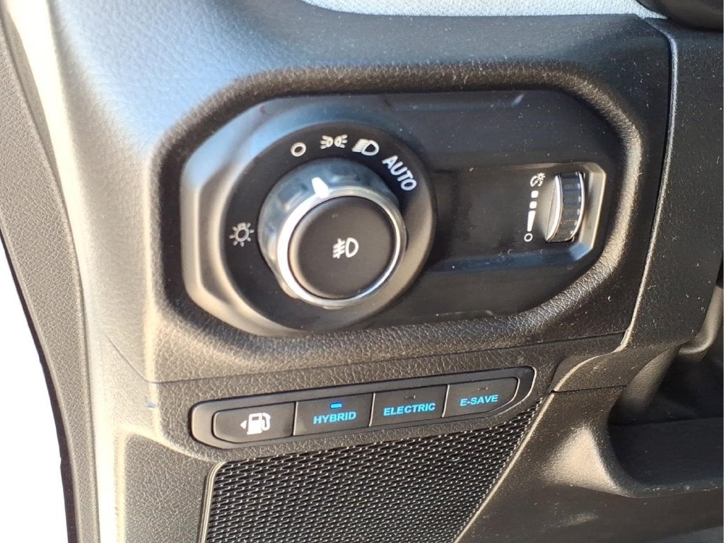 2025 Jeep Wrangler 4xe Willys