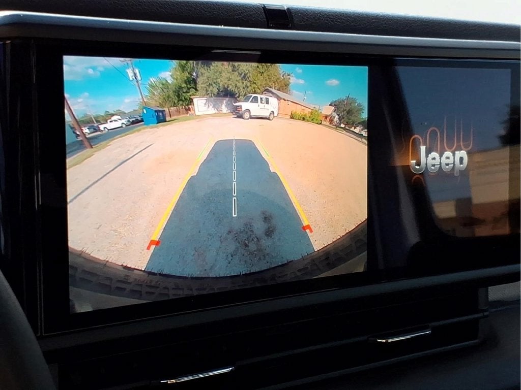 2025 Jeep Wrangler 4xe Willys