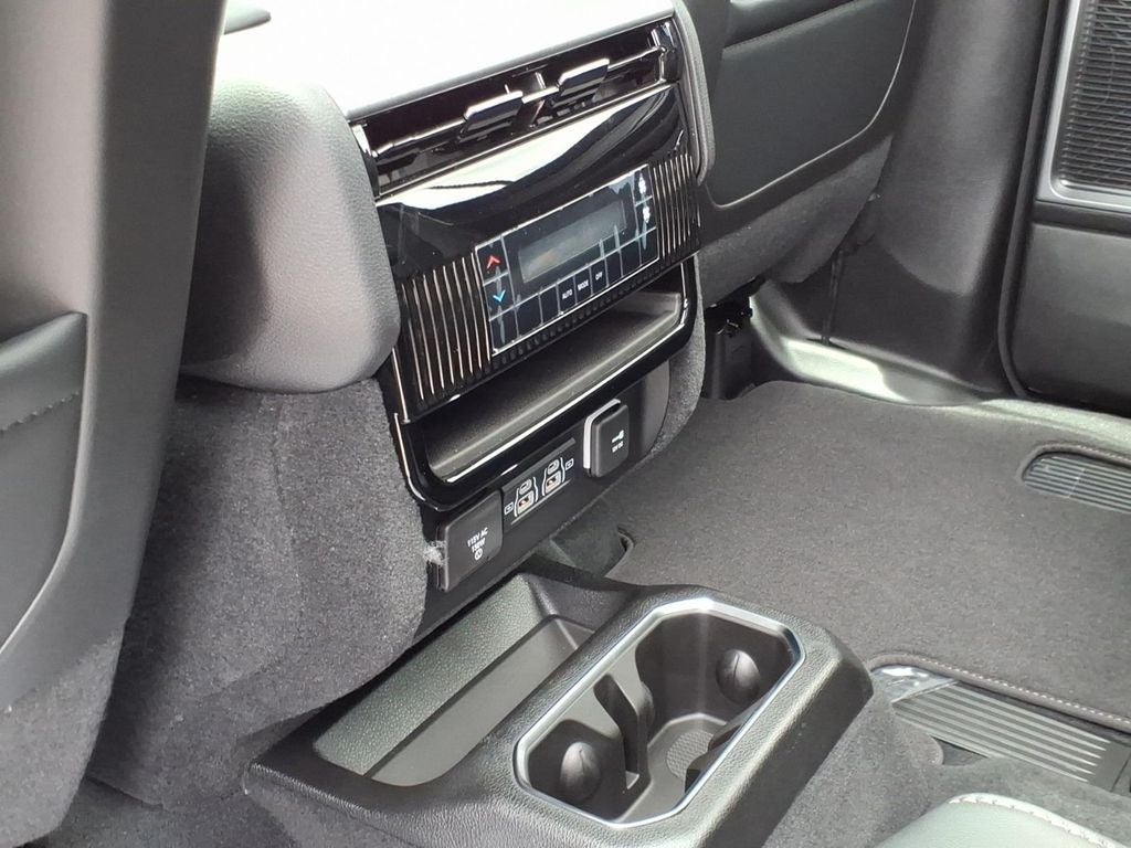 2026 Jeep Grand Wagoneer L 4x4