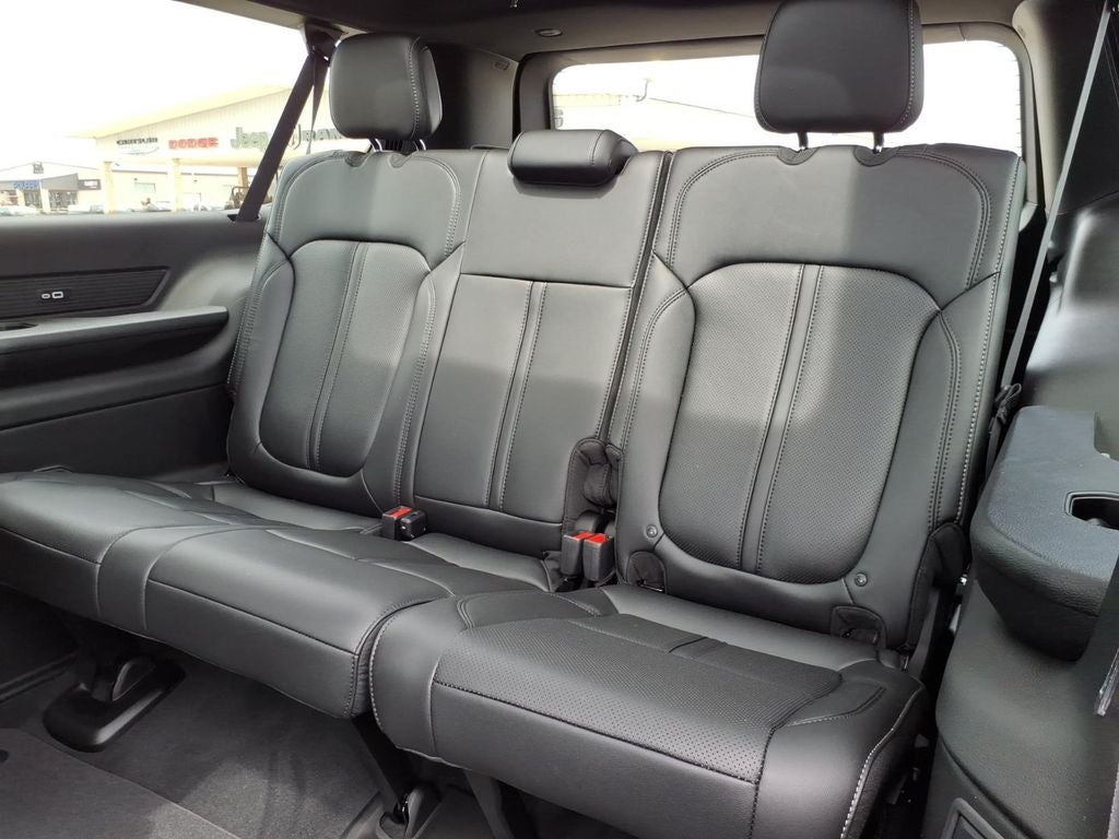 2026 Jeep Grand Wagoneer L 4x4
