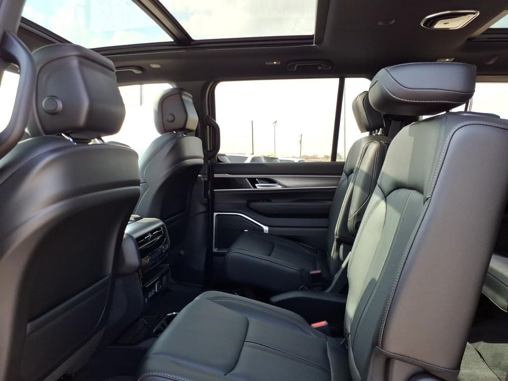2026 Jeep Grand Wagoneer Upland