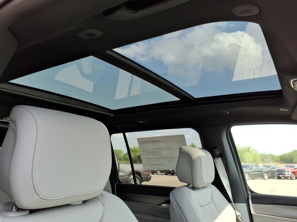 2026 Jeep Grand Wagoneer 4x4