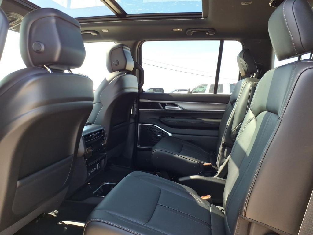 2026 Jeep Grand Wagoneer Upland