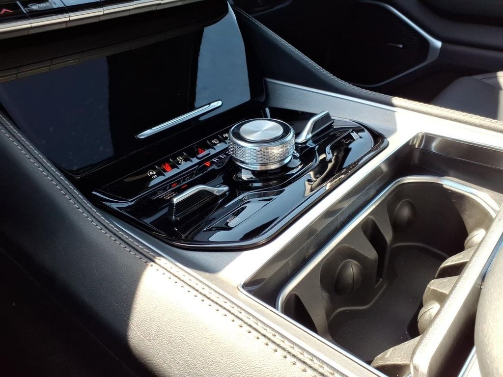 2026 Jeep Grand Wagoneer Upland