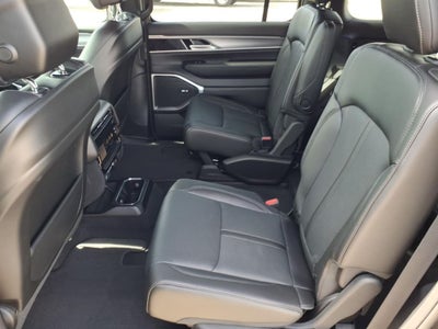 2026 Jeep Grand Wagoneer 4x4