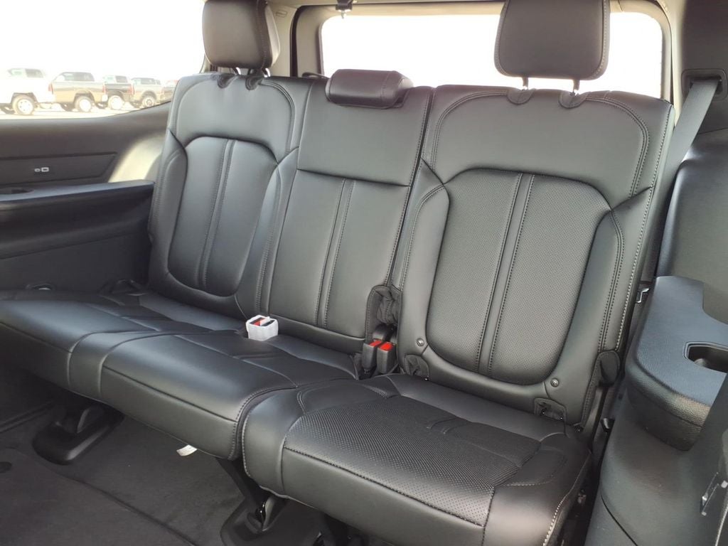 2026 Jeep Grand Wagoneer 4x4