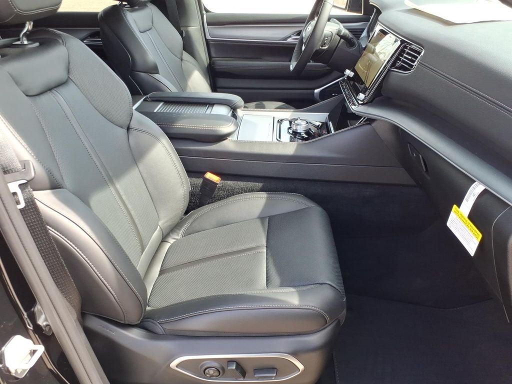 2026 Jeep Grand Wagoneer 4x4