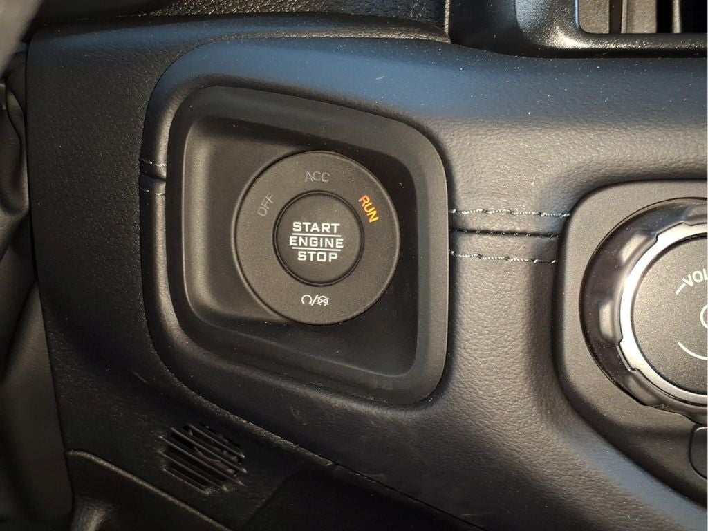 2026 Jeep Gladiator Shadow Ops