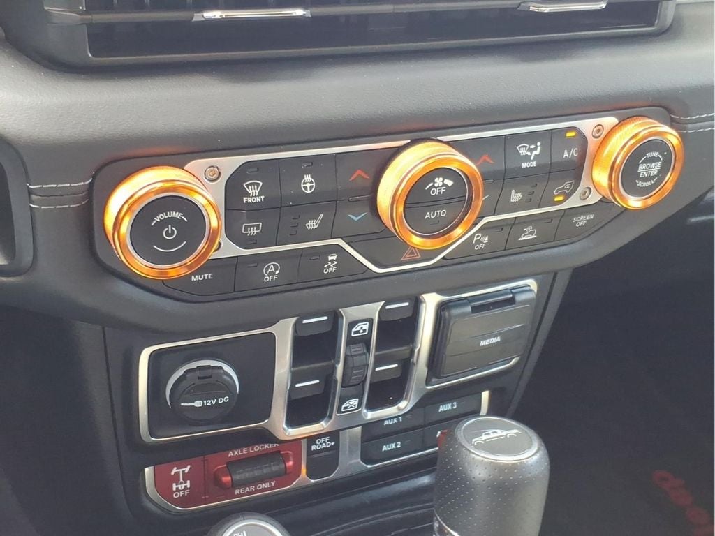 2025 Jeep Gladiator Mojave X