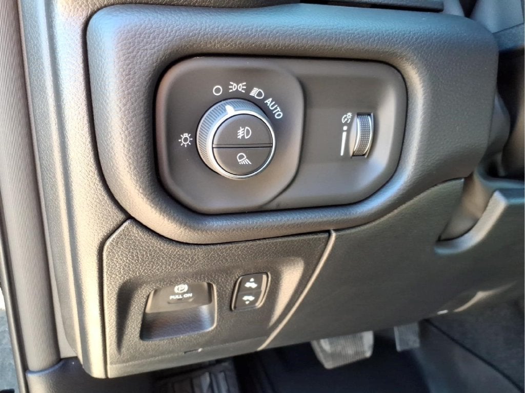 2027 RAM 1500 Lone Star