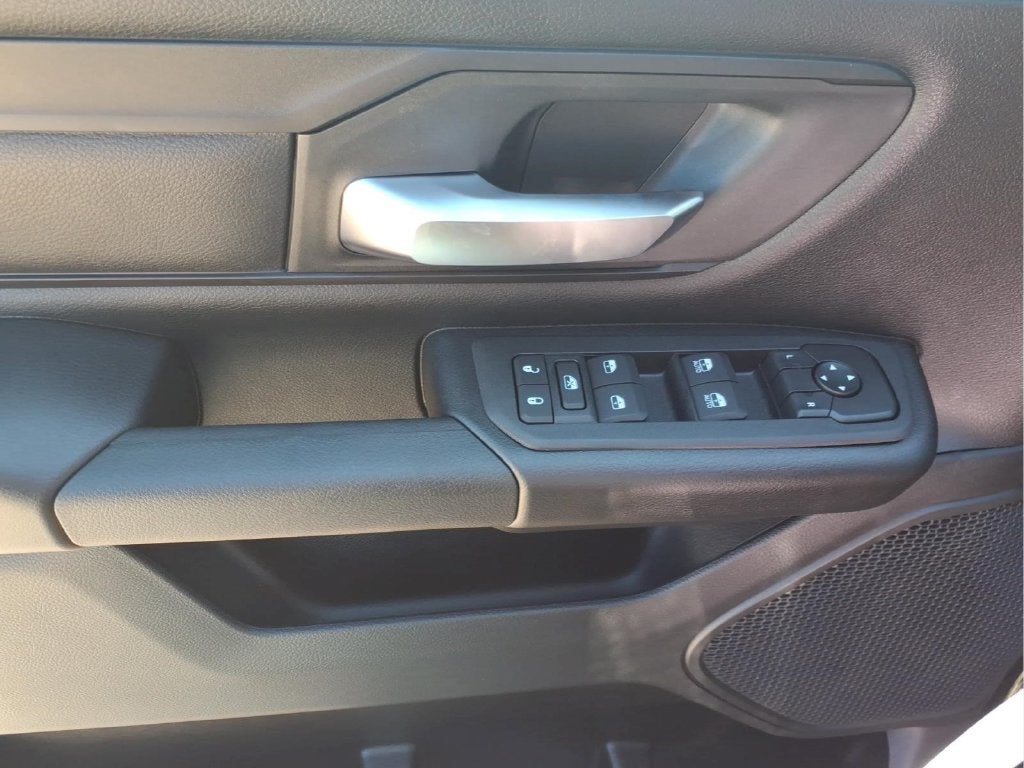 2027 RAM 1500 Express