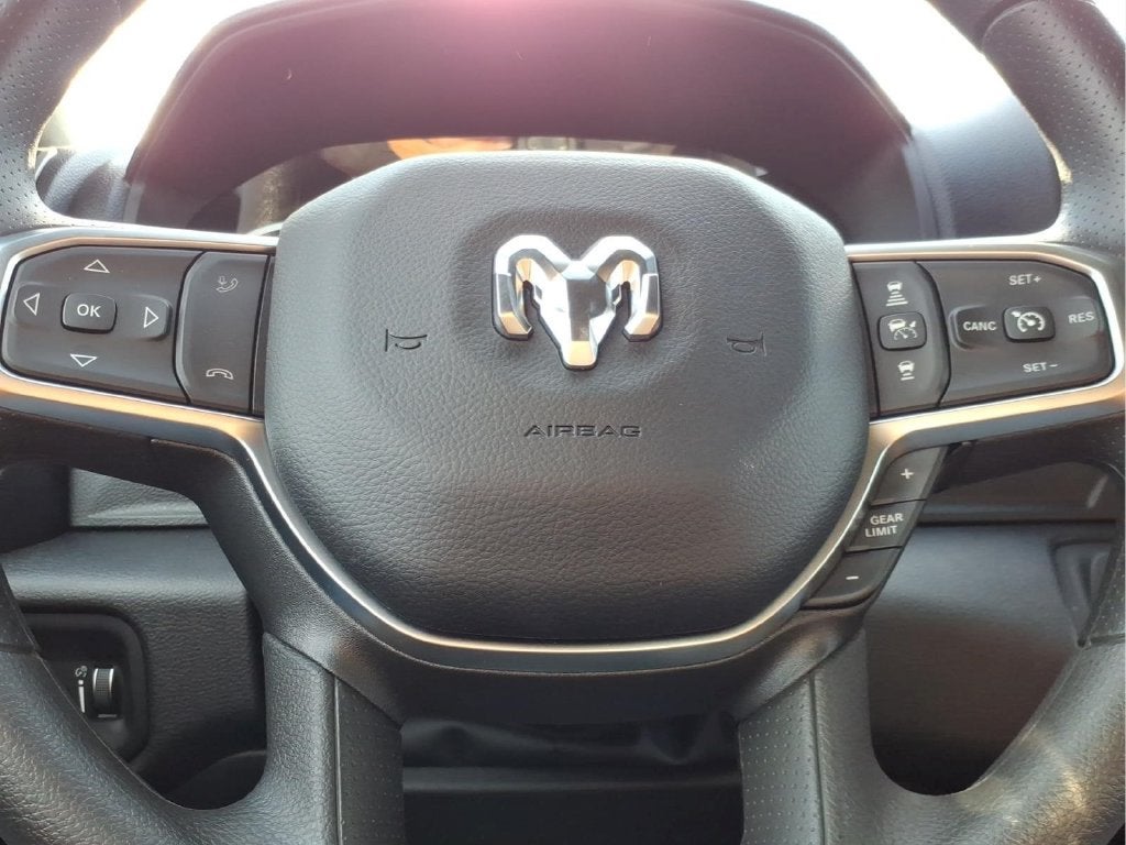 2027 RAM 1500 Express