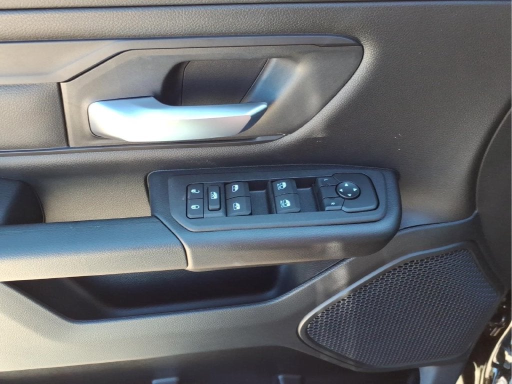2027 RAM 1500 Express