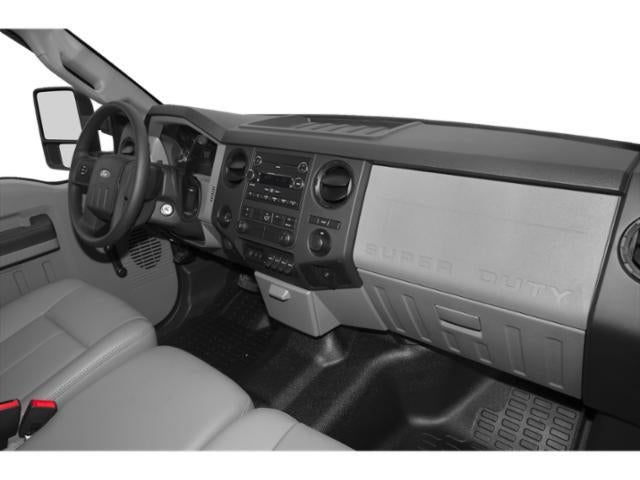 2015 Ford Super Duty F-350 DRW Chassis Cab Lariat