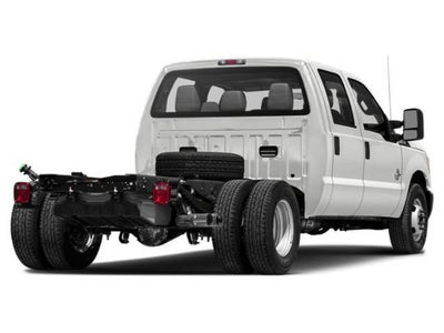 2015 Ford Super Duty F-350 DRW Chassis Cab Lariat