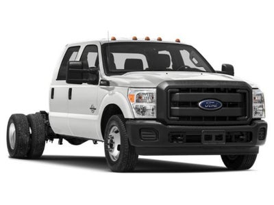 2015 Ford Super Duty F-350 DRW Chassis Cab Lariat