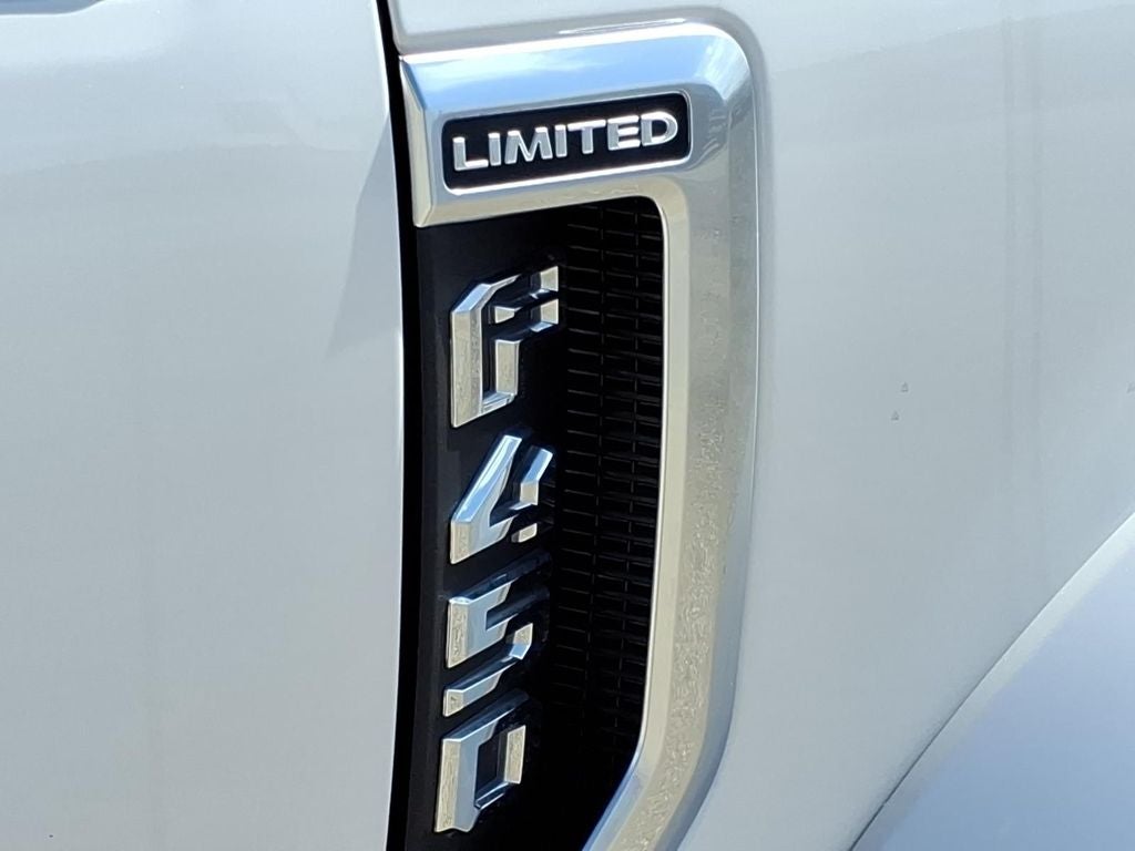 2019 Ford Super Duty F-450 Pickup Limited