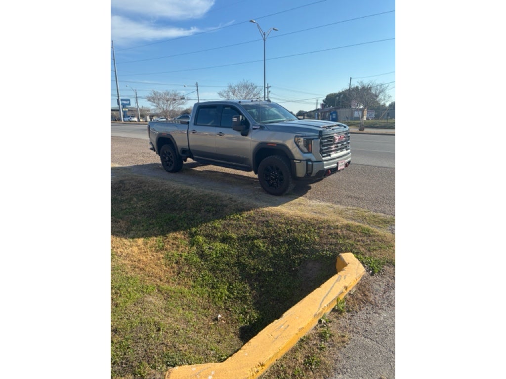 2024 GMC Sierra 2500HD AT4