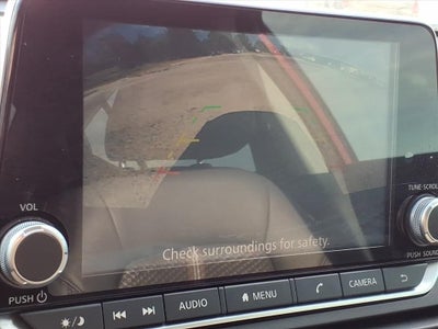 2025 Nissan Altima SR