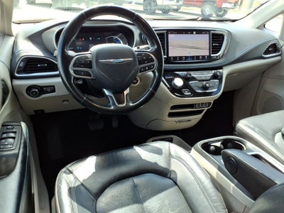 2021 Chrysler Pacifica Hybrid Touring L