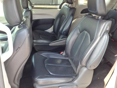 2021 Chrysler Pacifica Hybrid Touring L