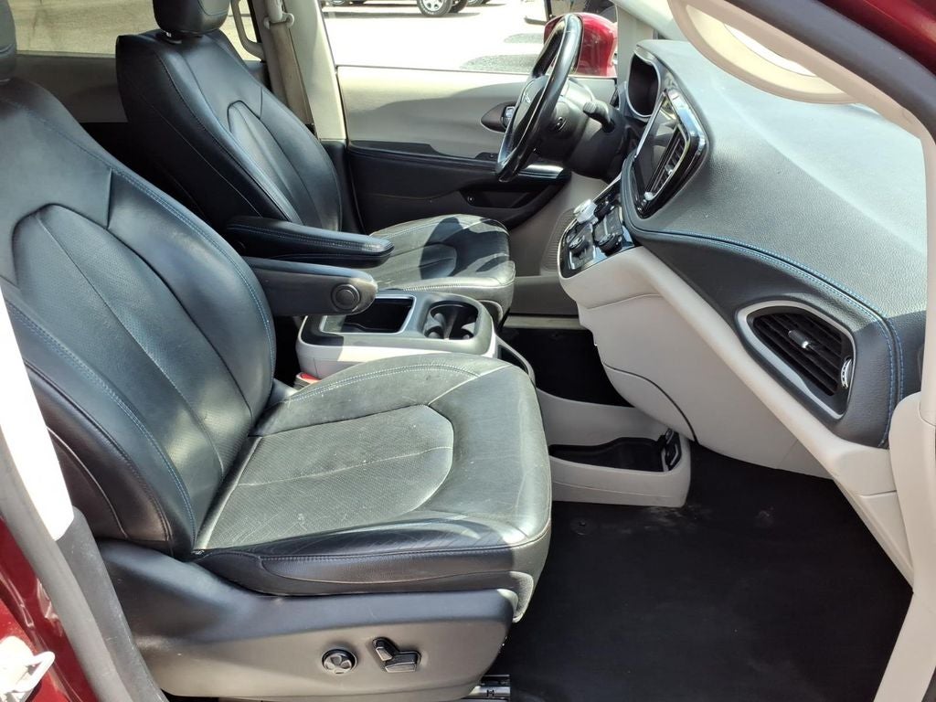2021 Chrysler Pacifica Hybrid Touring L