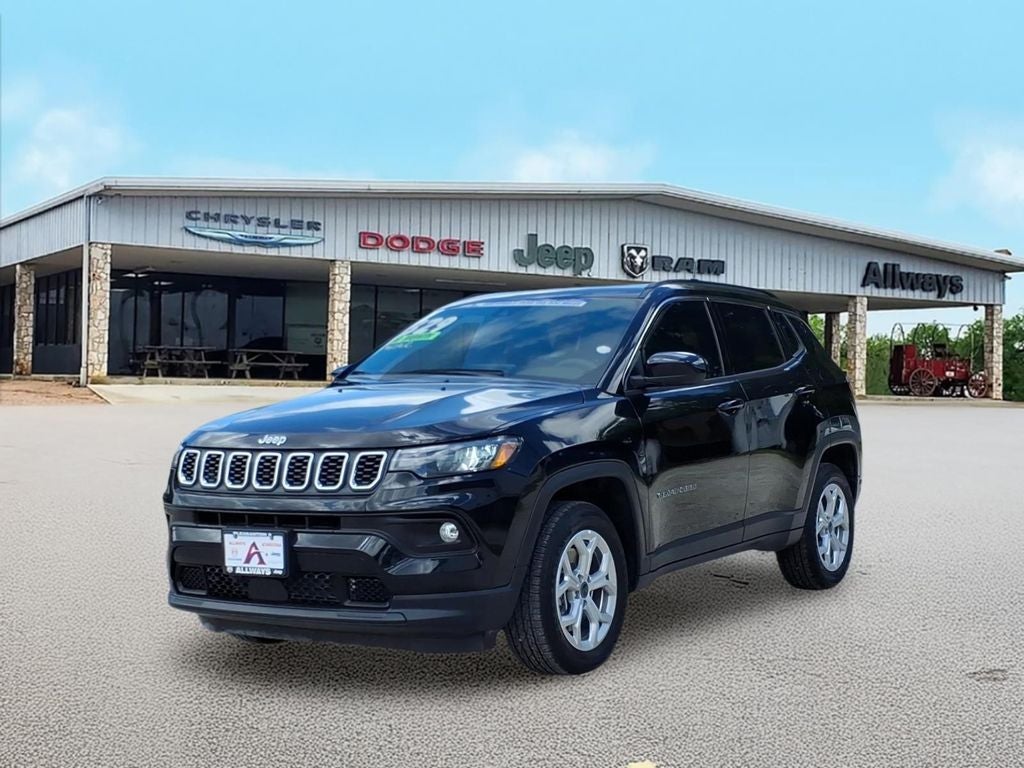2025 Jeep Compass Latitude 4X4's photo