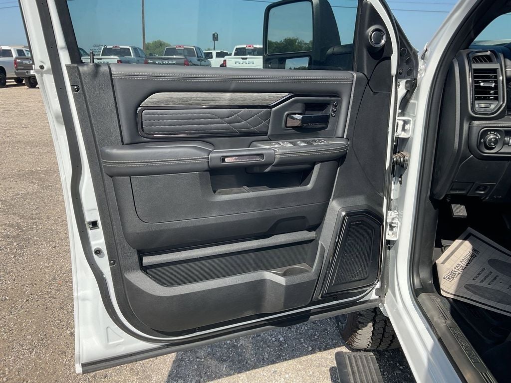 2025 RAM 3500 Limited