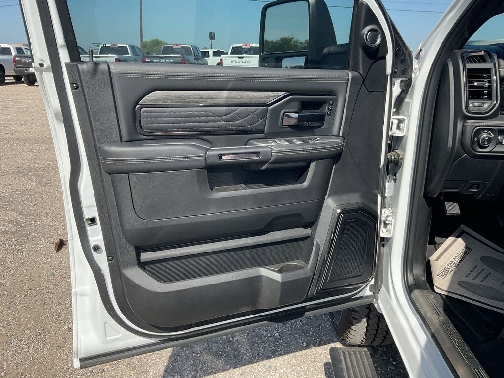 2025 RAM 3500 Limited