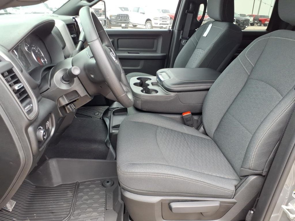 2026 RAM 2500 Black Express