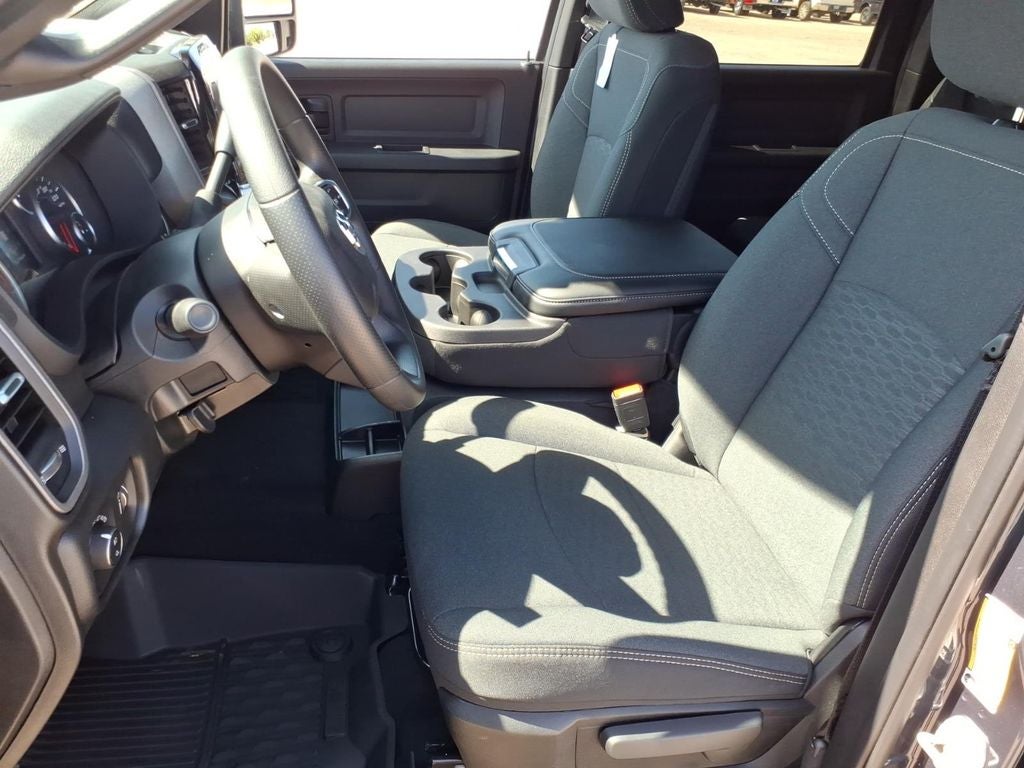 2026 RAM 2500 Black Express