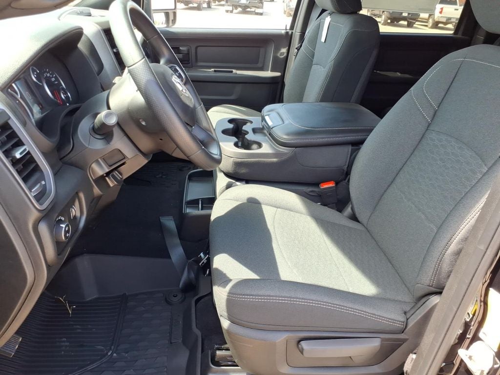 2026 RAM 2500 Black Express