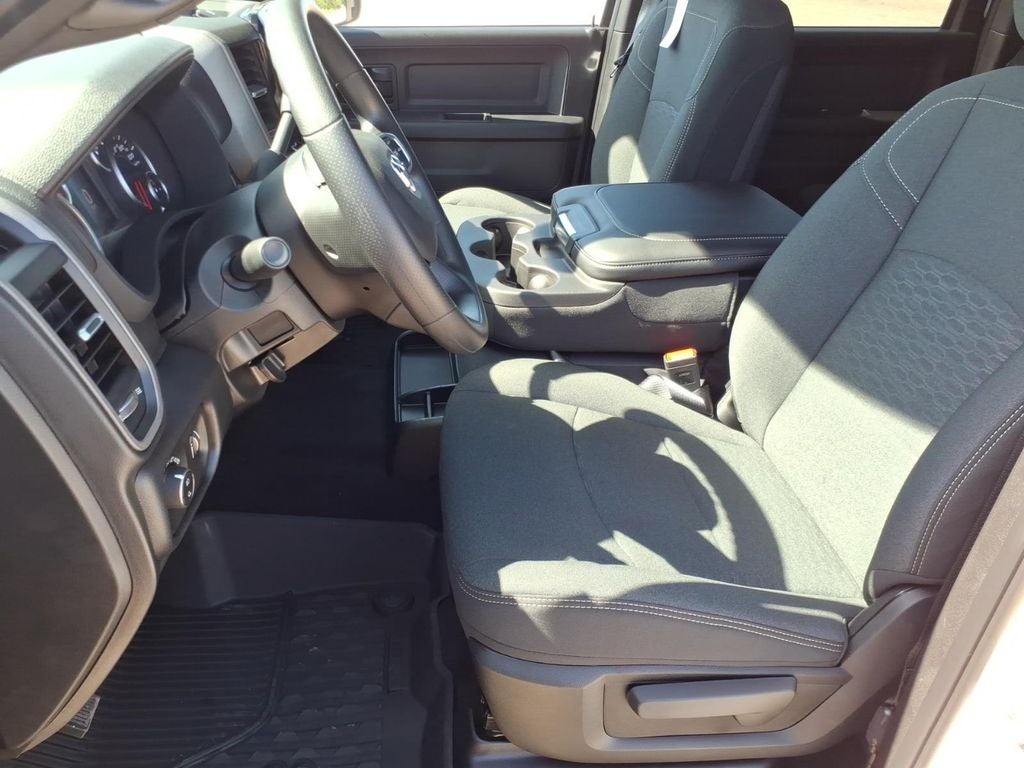 2026 RAM 2500 Black Express