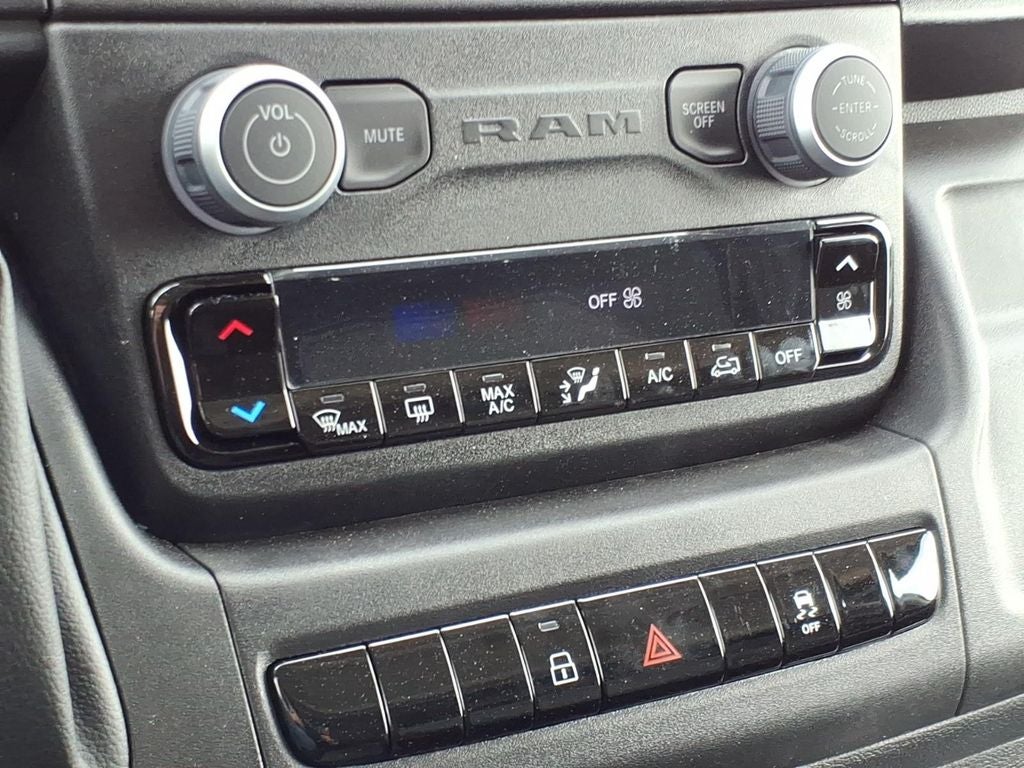 2026 RAM ProMaster Cargo Van Tradesman