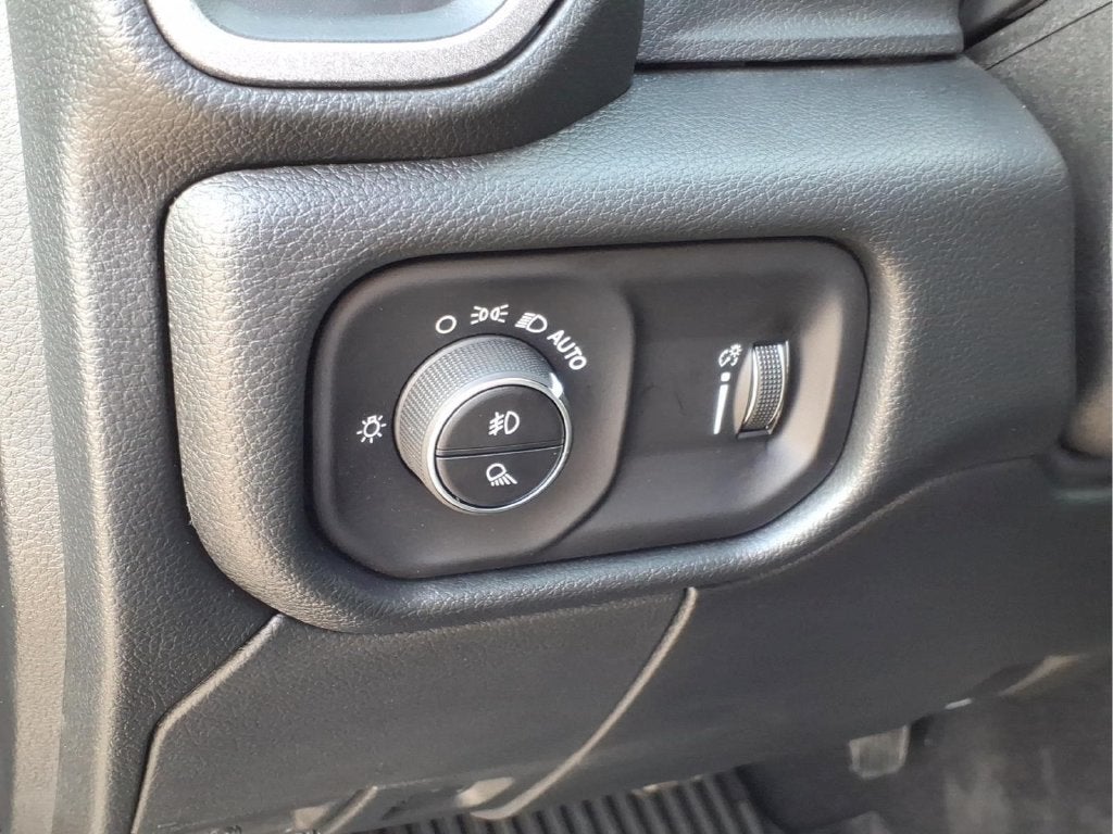 2027 RAM 2500 Black Express
