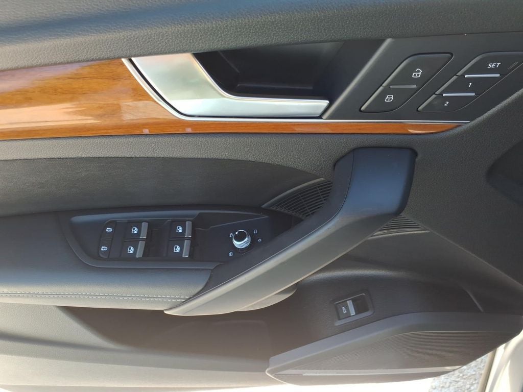 2023 Audi Q5 S line Premium Plus