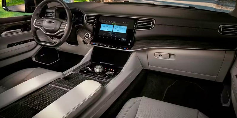 The interior of the 2024 Jeep Wagoneer in Pleasanton, TX
