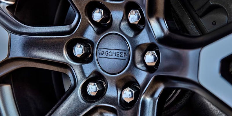 The rivets on the tie of the 2024 Jeep Wagoneer in Pleasanton, TX